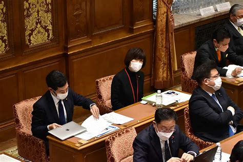 【衆議院予算委員会】少子化対策及び金融政策など内外の諸情勢について議論 堀内のり子 オフィシャルウェブサイト