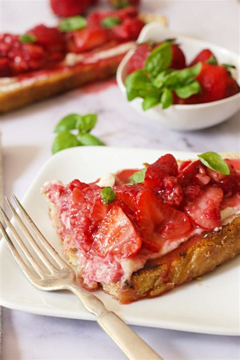 Ricotta Toast With Berries Breakfast