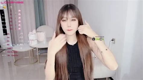 Kikey Babe Nude Stripping On Webcam For Live Sex Video Chat InTheCrack