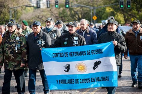 2 De Abril Qué Se Conmemora El Día Del Veterano Y De Los Caídos En La Guerra De Las Malvinas