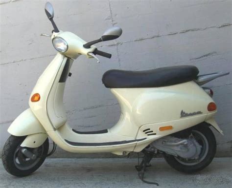 Piaggio Vespa Et Gasoline