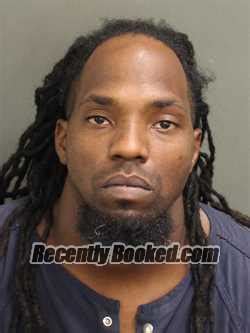 Recent Booking Mugshot For MALIK MAGEE In Orange County Florida