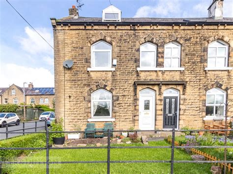 4 Bed End Terrace House For Sale In Coniston Road Meltham Holmfirth