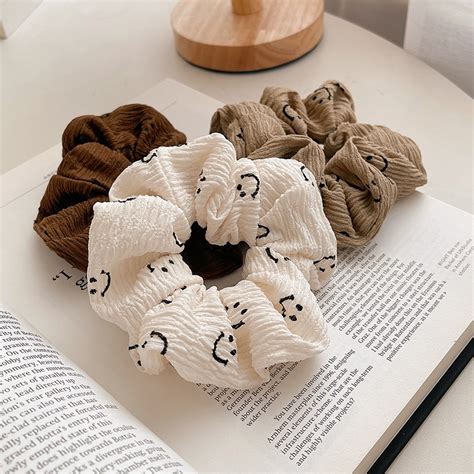 Jual Town Shell Flowery Smile Scrunchy Scrunchie Ikat Rambut Korea