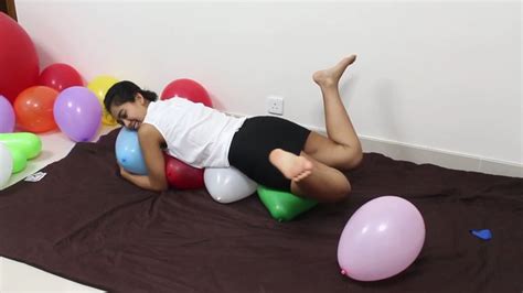 Sex On Aliyahs Balloon Bed Asian Looner Casting Clips4sale