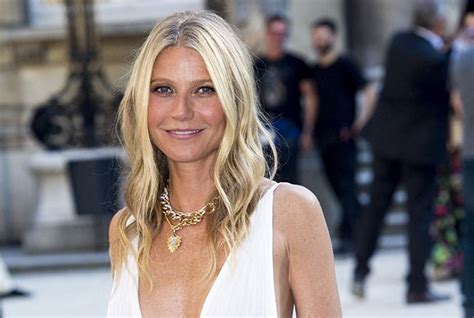 Gwyneth Paltrow Pose Nue Sur Instagram A Ans Elle D Voile Son