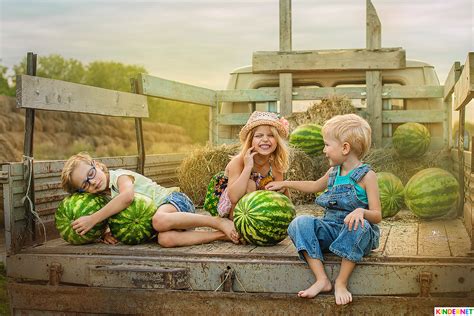 Слив Фотографий Детей — Картинки фотографии