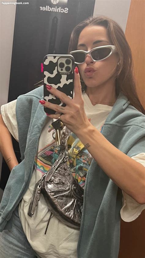 Paulagonu Vicky De Levine Nude OnlyFans Leaks Fappening FappeningBook