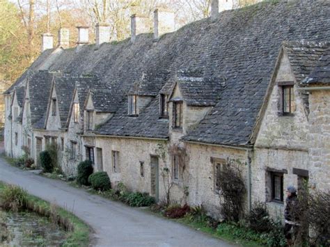 A photo slideshow of The Cotswolds - Pictures of England