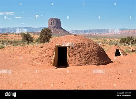 Navajo Indian Hogan High Resolution Stock Photography And Images Alamy