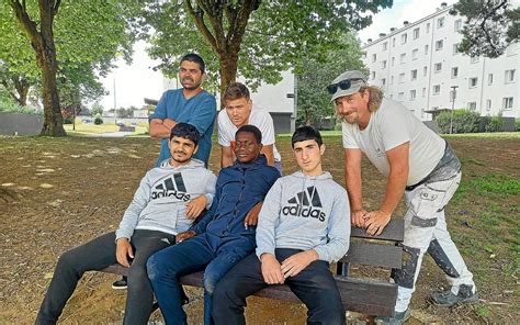 Lorient les jeunes de Keryado participent à lamélioration de leur