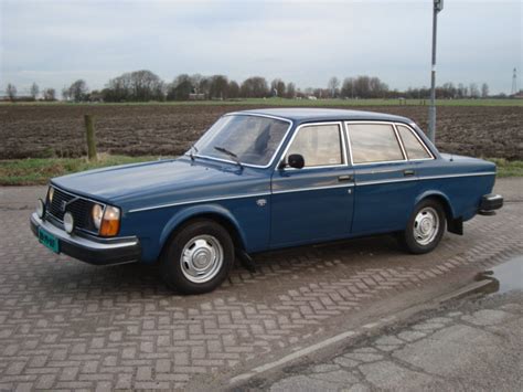 1978 Volvo 244 - Information and photos - MOMENTcar