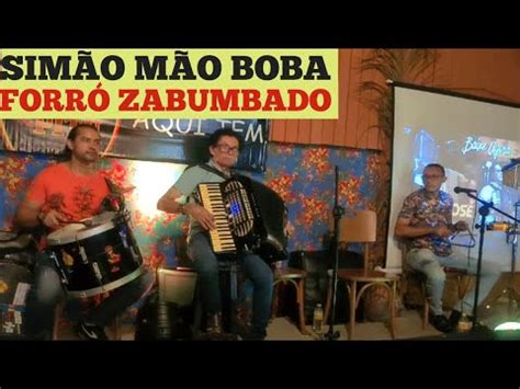 O Sanfoneiro Sim O M O Boba Tocando Forr Solado Ao Vivo No Bar Do