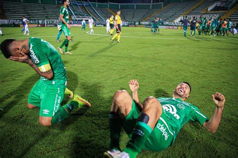 Chapecoense tira férias após conquista do título da Série B