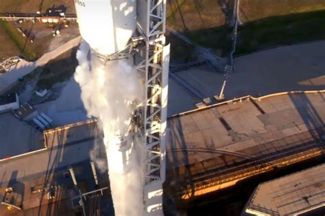 SpaceX Launches Inmarsat 5 F4 Communications Satellite Successfully