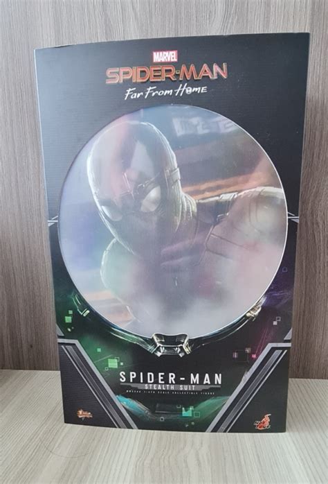 Hot Toys Spider Man Stealth Suit Mms Hobbies Toys Toys Games On Carousell