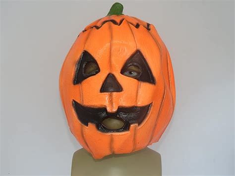 Halloween 3 Pumpkin Mask Trick Or Treat Studios Licenced Mask Amazon