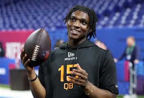 Fans are reacting to the latest Hunter Odom scouting report 23