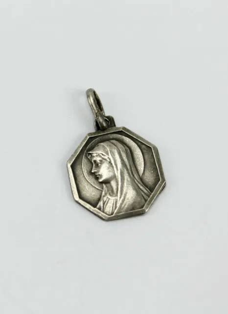 Ancienne Medaille En Argent Vierge Marie Ou Sainte Therese Portrait