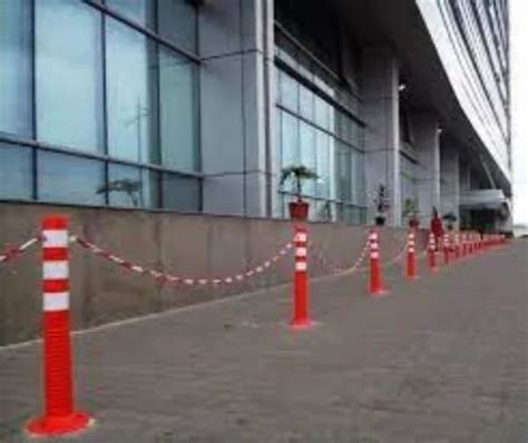 Orange And White Pvc Fppu Flexible Spring Post For Road Safety At Rs