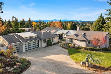 Clyde Hill Seattles Eastside Real Estate