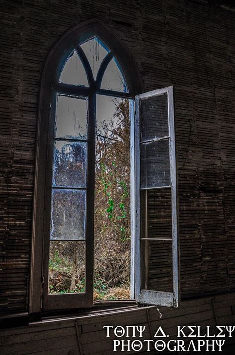 This Ghost Town Chapel In Mississippi Is Hauntingly Beautiful Ghost