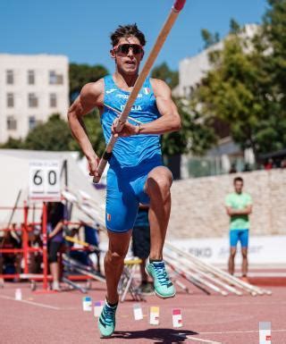 Atletica leggera Bertelli è doro nel salto con l asta agli Europei