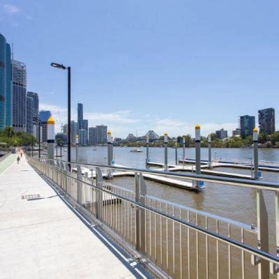 Brisbane City Botanic Gardens Riverwalk And River Hub Qld