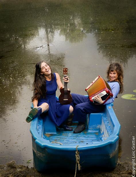 Gironde un spectacle théâtre et chansons à la salle des fêtes de