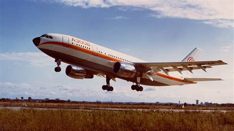 Primeiro Airbus A Completa Anos Do Primeiro Voo