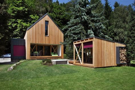 Small wooden house design - 75 photo