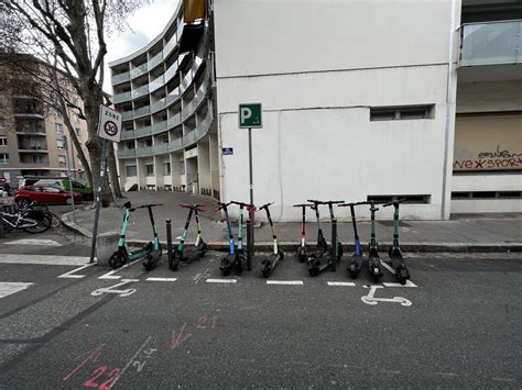 Trottinettes en libre service à Lyon de nouvelles règles très