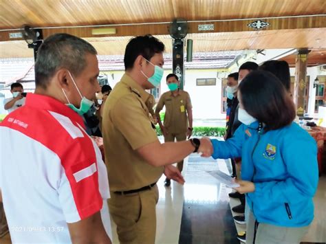 Atlet Pon Papua Terima Uang Saku Rp Juta Arzanil Terima Kasih