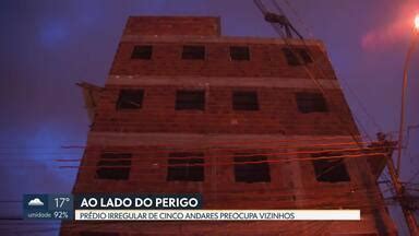 Bom Dia DF Obra irregular no Riacho Fundo I já tem cinco andares