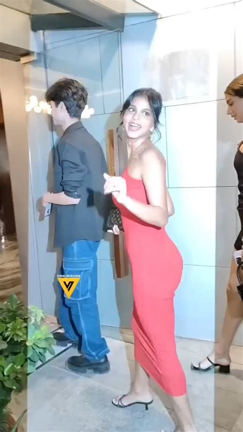 A Clearer Video Of Suhana And Khushis Look Rbollyblindsngossip