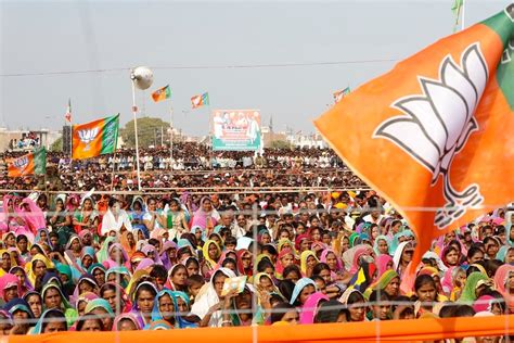 Photographs of BJP National President, Shri Amit Shah addressing public ...