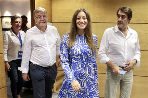 Ester Muñoz PP León confia en que el diálogo de Feijóo pueda