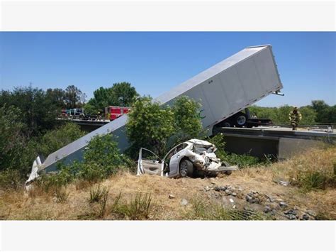 Massive I 15 Wreck In Temecula Prompts 10 Hour Closure [updated