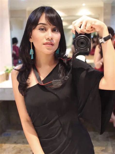 Potret Cantik Kleine Marsha Putri Tiri Nunung Yang Tidak Terekspos Hot Liputan