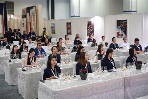 Vinexpo Asia Made An Impression In Singapore Commecestbon