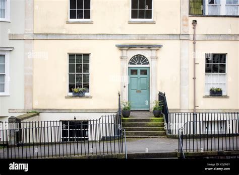 Georgian House Front Door Steps Hi Res Stock Photography And Images Alamy