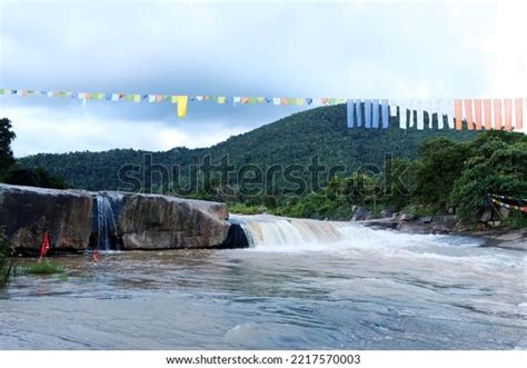 5 Khasada Waterfalls Images, Stock Photos, 3D objects, & Vectors ...