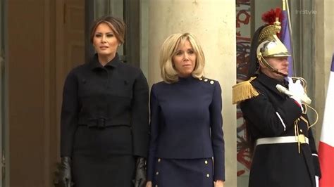 Right Now: Melania Trump Swaps Her Signature Hairstyle for an Updo in ...