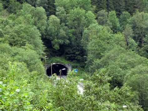 Romslo Tunnel Bergen 1972 Structurae