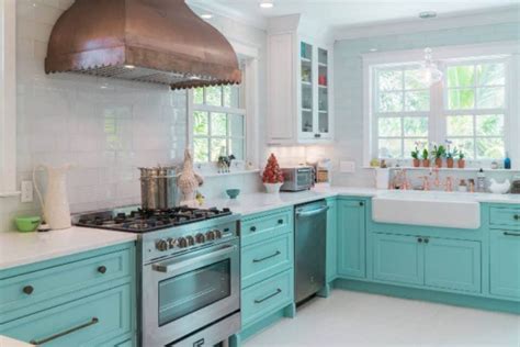 17 Popular Kitchen Cabinet Colors {2022} At Lane And High