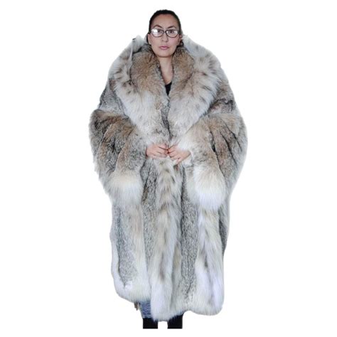 Brand New Lightweight Canadian Lynx Fur Coat With Detachable Hood Size