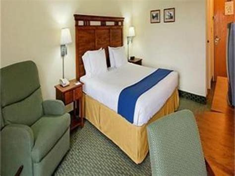 Holiday Inn Express San Jose Costa Rica Airport Hotel in Costa Rica ...