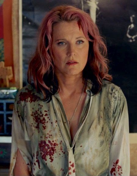 40 LUCY LAWLESS - ASH VS. EVIL DEAD ideas | lucy lawless, evil, bruce ...