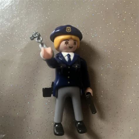 Figurine Officier De Police Playmobil Avec Menottes Pistolet Et Tui