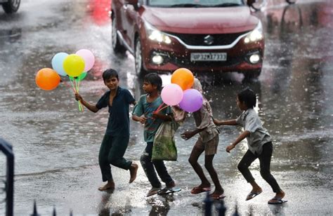 Imd Predicts Heavy Rain In Andhra Telangana Cyclone Warning For Odisha